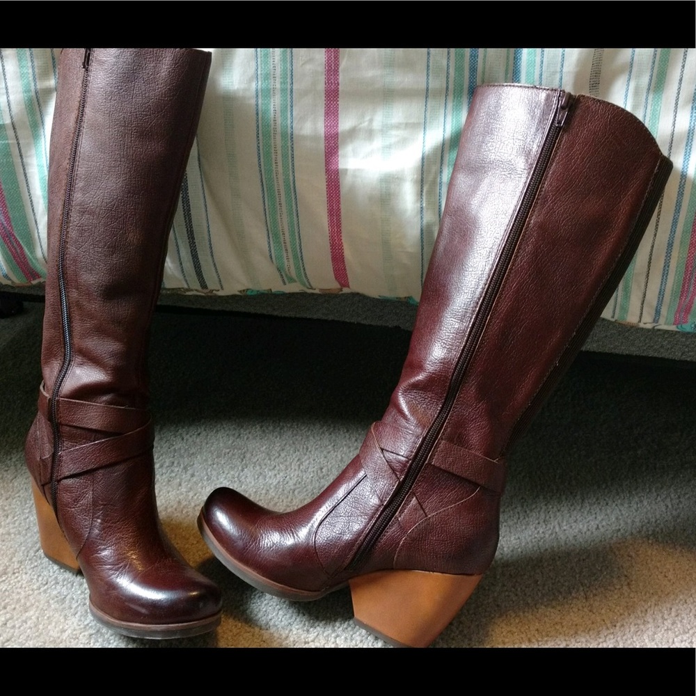 Korks 8.5 chocolate brown wedges